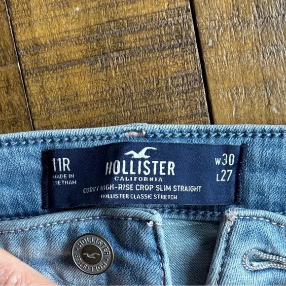 Hollister Classic Stretch Light Blue Jeans - Picture 2 of 5
